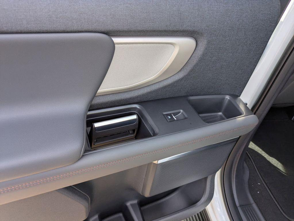 new 2025 Ford Expedition car, priced at $73,585