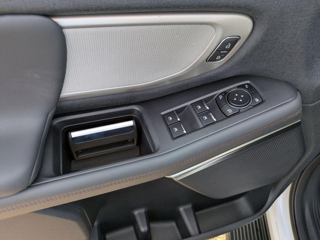 new 2025 Ford Expedition car, priced at $73,585