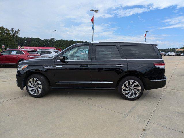 used 2023 Lincoln Navigator car, priced at $79,990