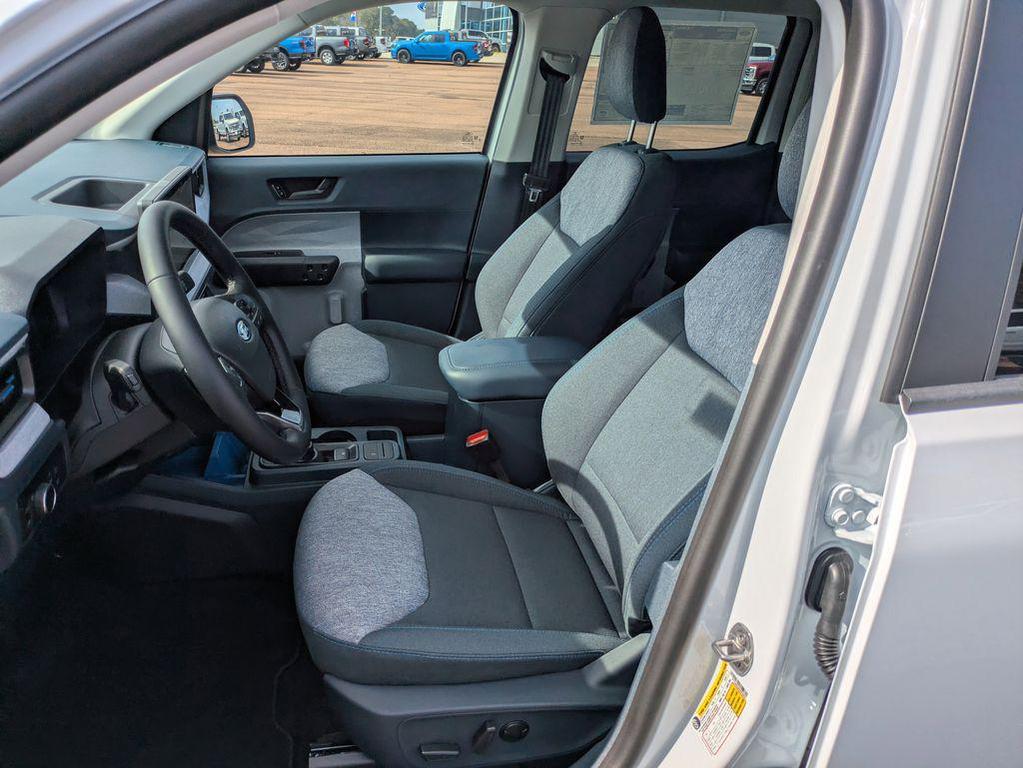 new 2025 Ford Maverick car, priced at $35,025