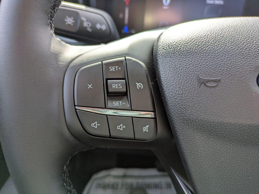 new 2025 Ford Maverick car, priced at $35,025