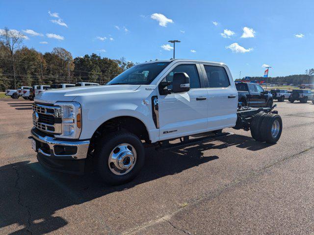 new 2024 Ford F-350 car, priced at $70,685