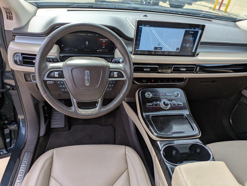 used 2022 Lincoln Nautilus car, priced at $31,990