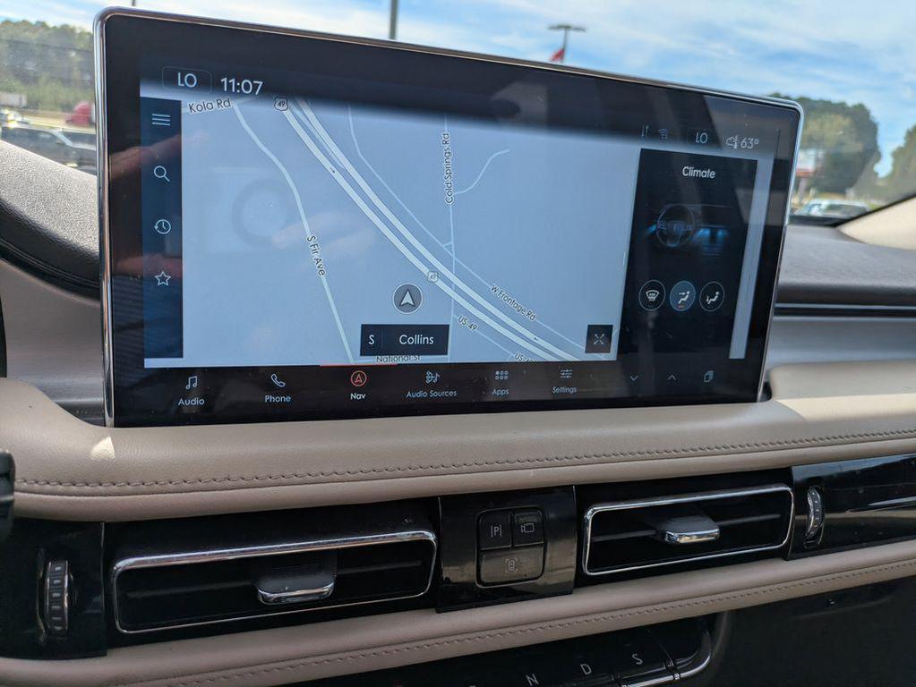 used 2022 Lincoln Nautilus car, priced at $31,990