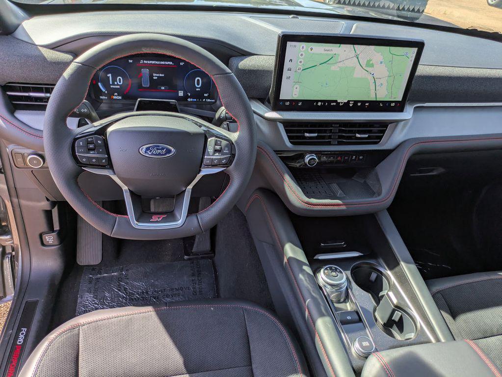 new 2025 Ford Explorer car, priced at $58,461