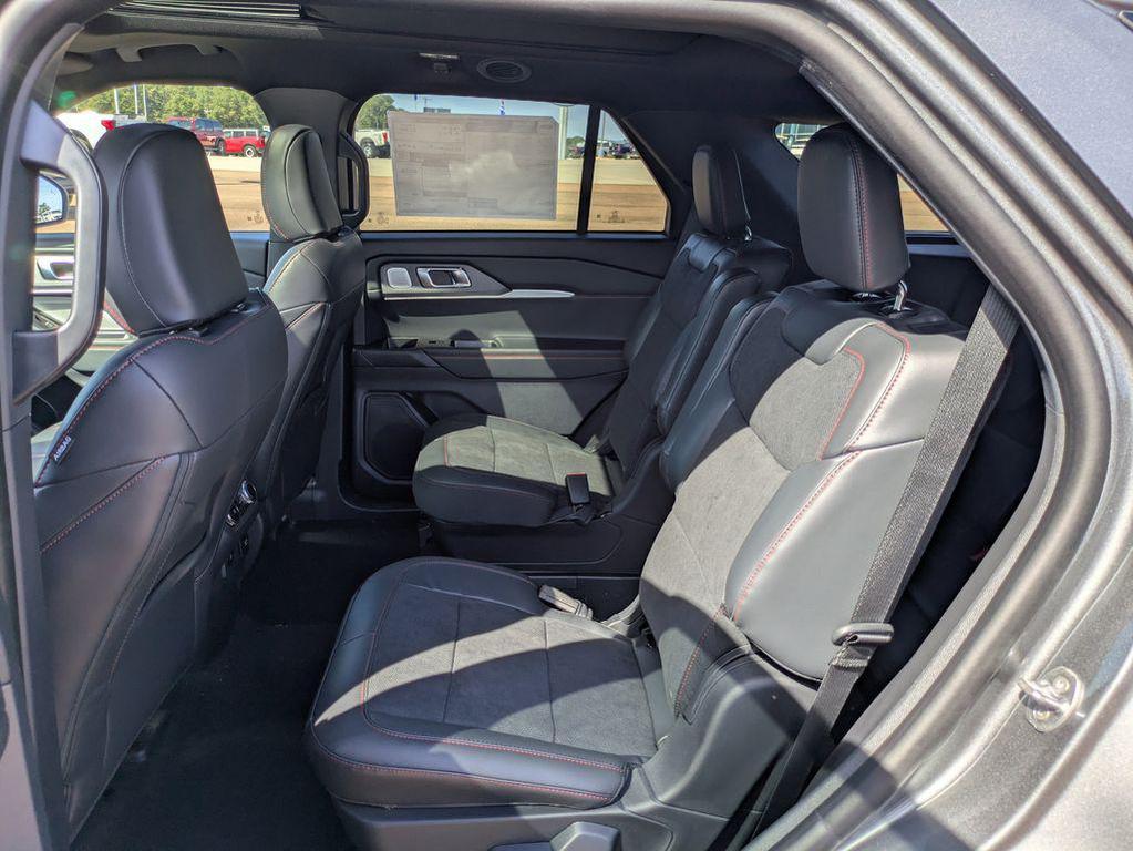 new 2025 Ford Explorer car, priced at $58,461