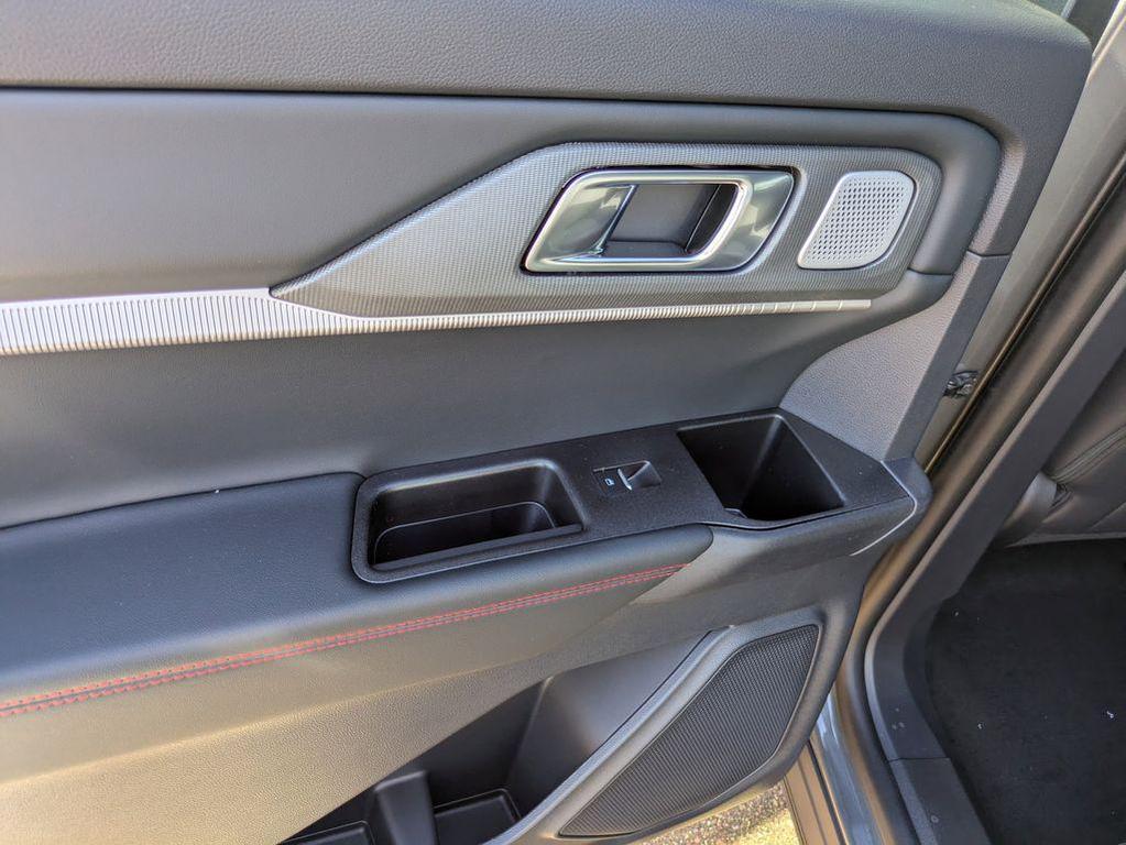 new 2025 Ford Explorer car, priced at $58,461