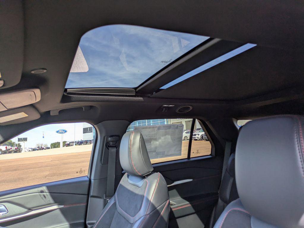 new 2025 Ford Explorer car, priced at $58,461