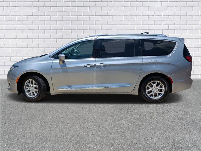 used 2020 Chrysler Pacifica car, priced at $19,995