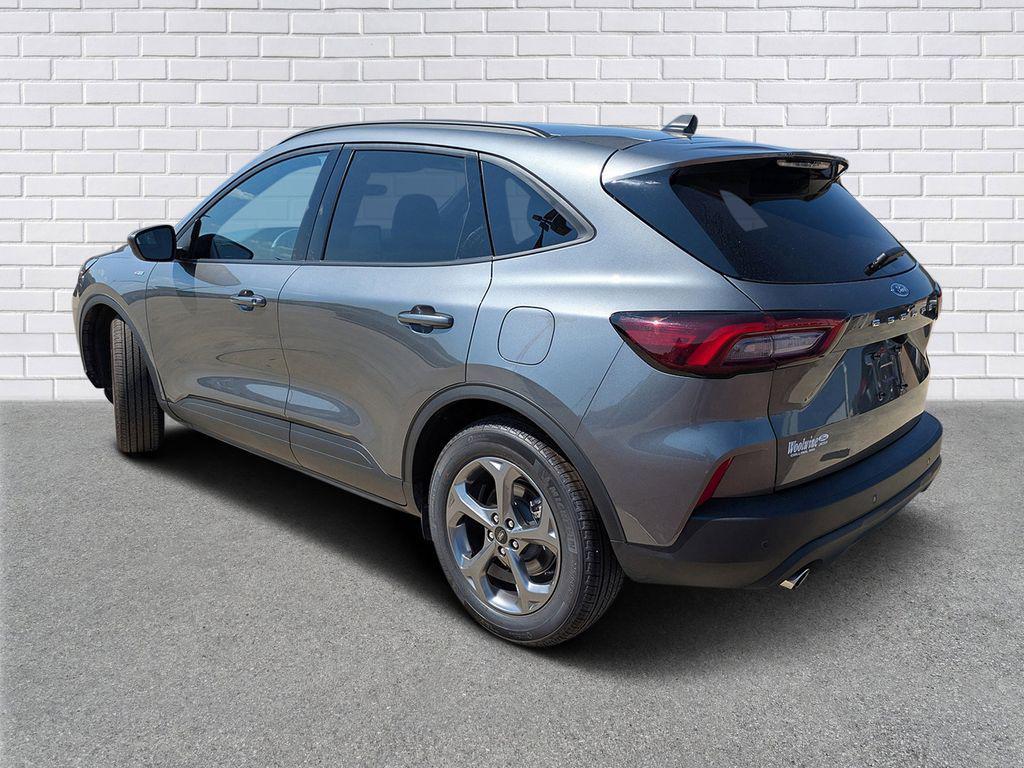 used 2025 Ford Escape car, priced at $26,490