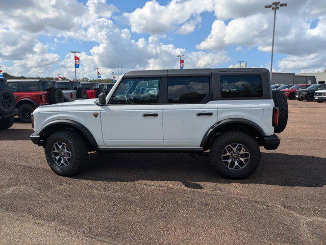 new 2024 Ford Bronco car, priced at $60,915