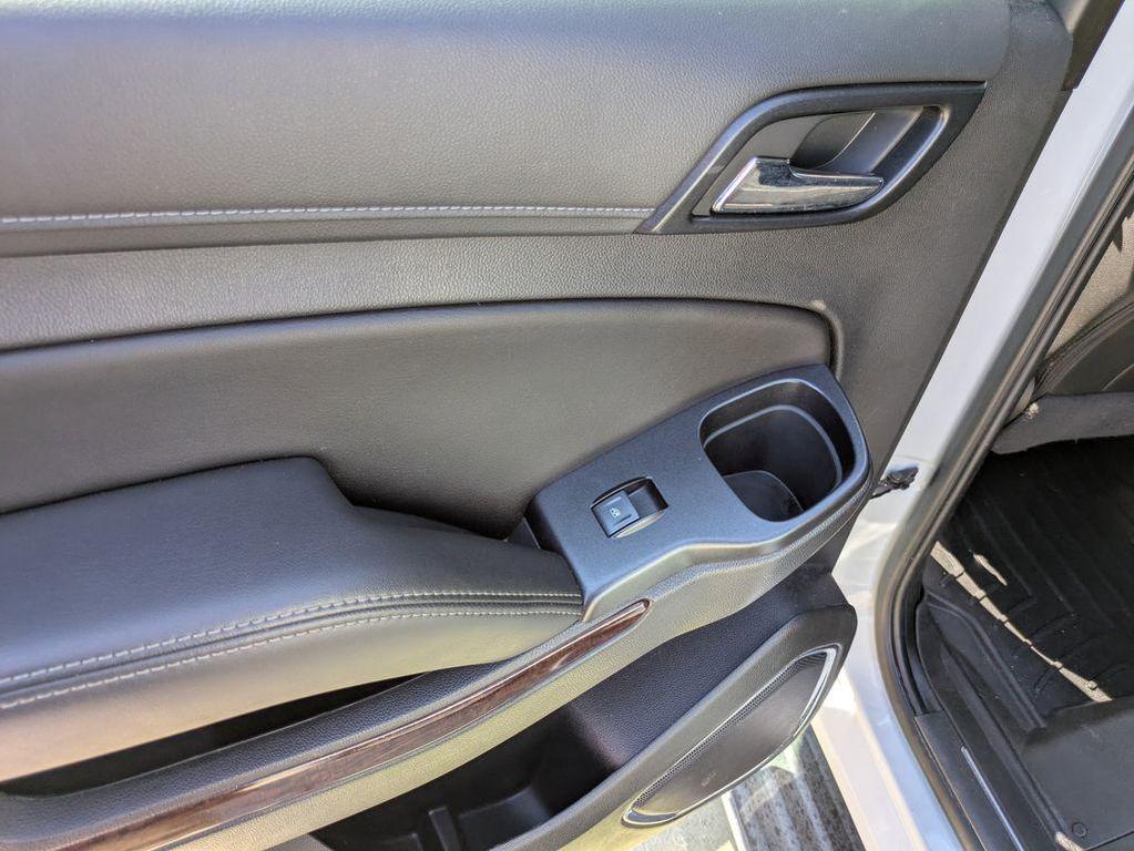 used 2020 GMC Yukon car, priced at $30,995