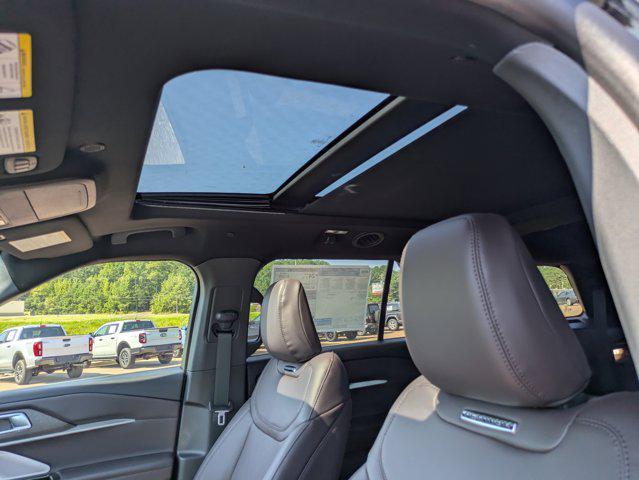 new 2025 Ford Explorer car, priced at $55,075