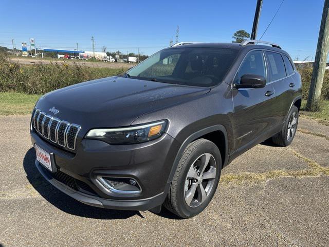 used 2019 Jeep Cherokee car, priced at $26,033