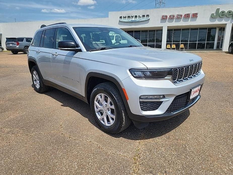 used 2022 Jeep Grand Cherokee car, priced at $32,954