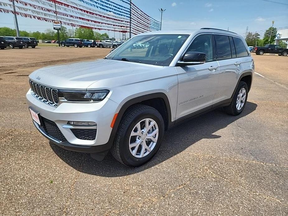 used 2022 Jeep Grand Cherokee car, priced at $32,954