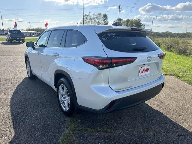 used 2022 Toyota Highlander car, priced at $29,299