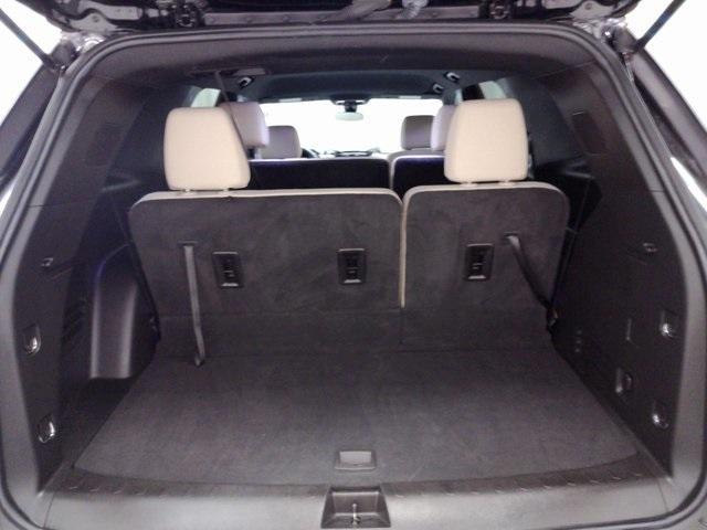 used 2023 Chevrolet Traverse car, priced at $29,990