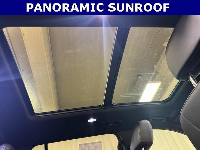 used 2024 Chevrolet Traverse car, priced at $51,325