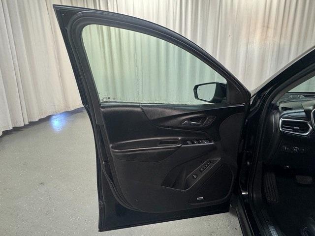 used 2023 Chevrolet Equinox car, priced at $25,195