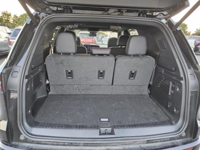 used 2024 Chevrolet Traverse car, priced at $55,995