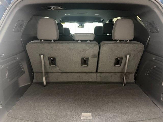 new 2026 Chevrolet Traverse car, priced at $41,195