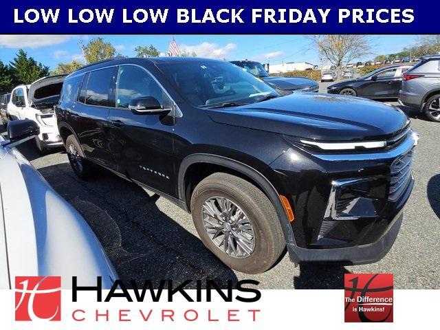 used 2025 Chevrolet Traverse car, priced at $38,565