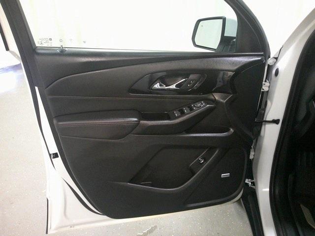 used 2023 Chevrolet Traverse car, priced at $37,785