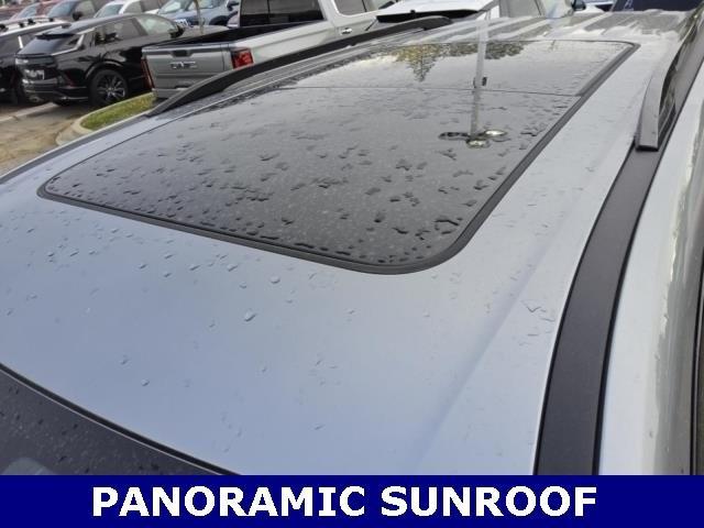 used 2024 Chevrolet Traverse car, priced at $51,170