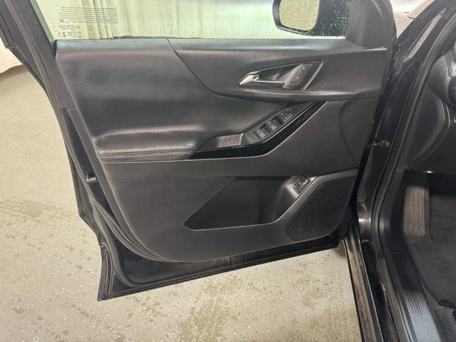 used 2025 Chevrolet Equinox car, priced at $31,490