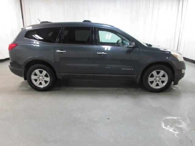 used 2009 Chevrolet Traverse car, priced at $4,225