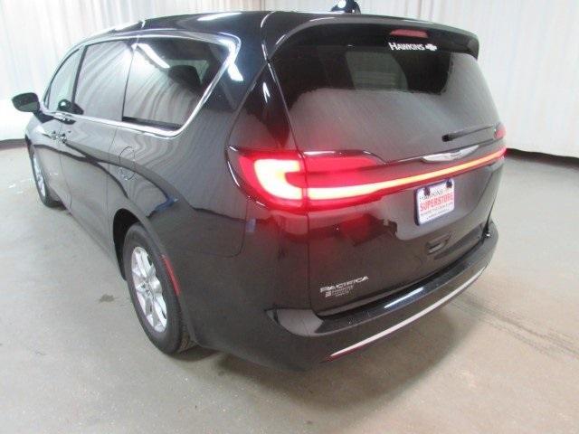 used 2023 Chrysler Pacifica car, priced at $27,285