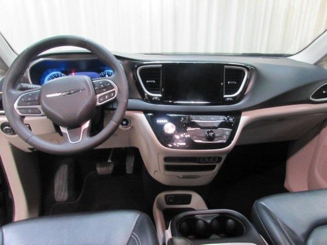 used 2023 Chrysler Pacifica car, priced at $27,285