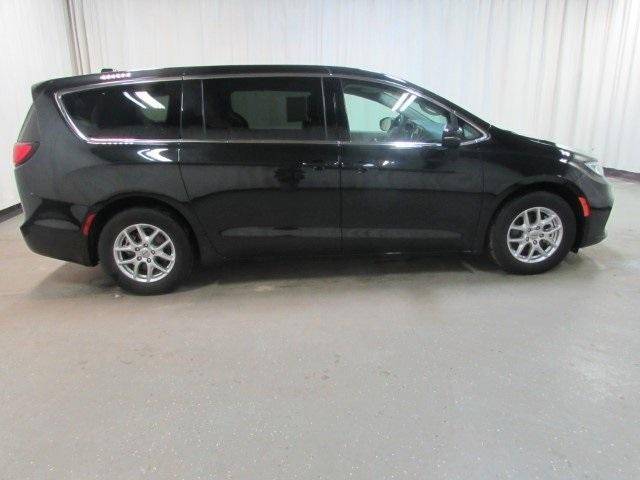 used 2023 Chrysler Pacifica car, priced at $27,285