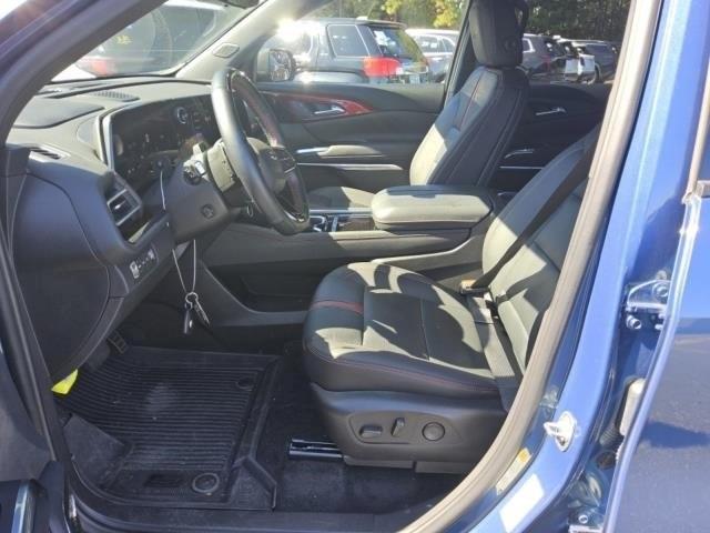 used 2024 Chevrolet Traverse car, priced at $51,290