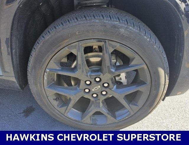 used 2024 Chevrolet Traverse car, priced at $51,290