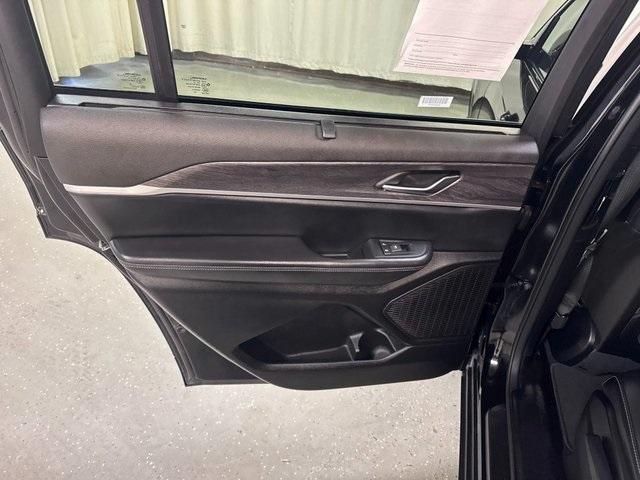 used 2024 Jeep Grand Cherokee L car, priced at $35,175