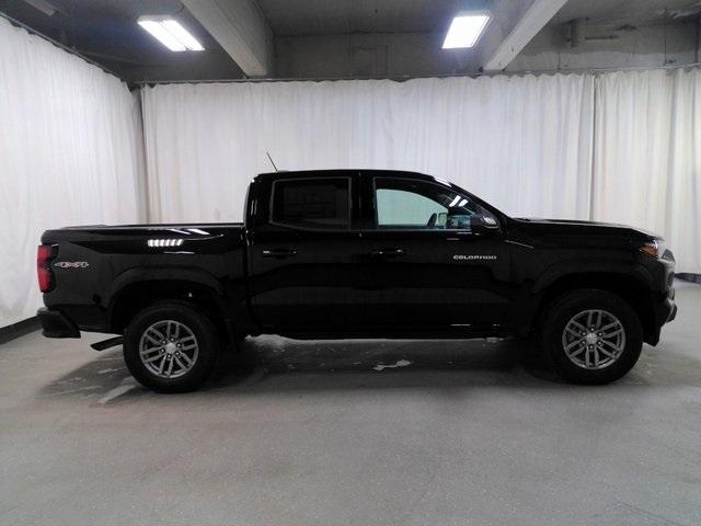 new 2025 Chevrolet Colorado car, priced at $43,435