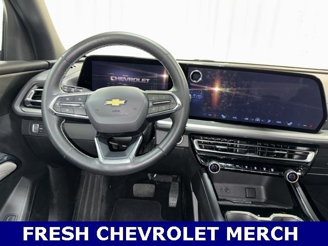 used 2025 Chevrolet Traverse car, priced at $38,595