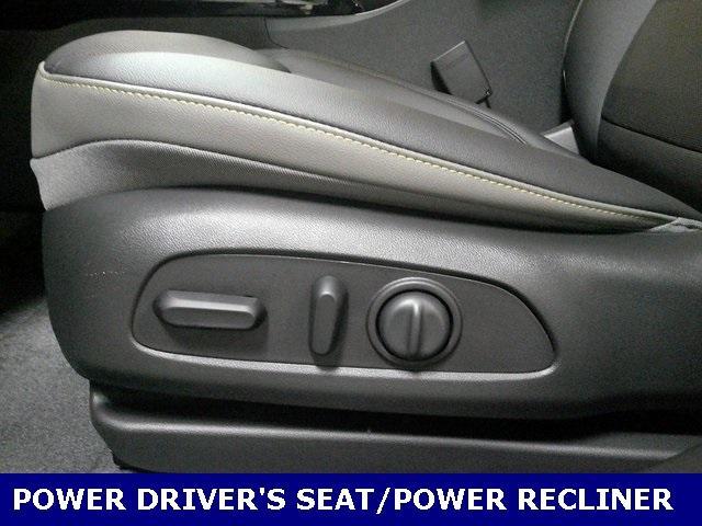 new 2025 Chevrolet Trax car, priced at $26,614