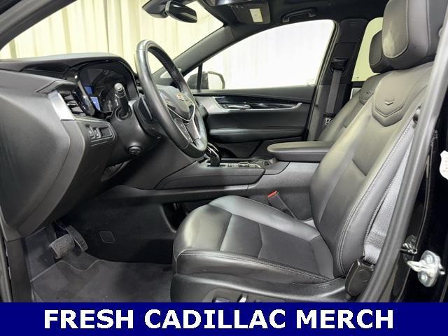used 2025 Cadillac XT5 car, priced at $41,490