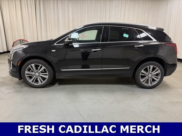 used 2025 Cadillac XT5 car, priced at $41,490