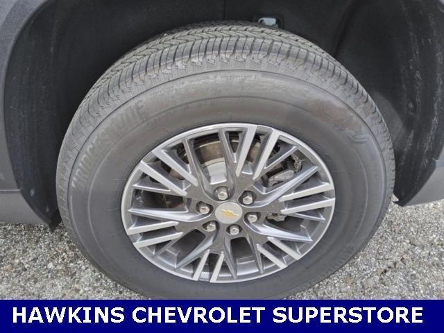 used 2025 Chevrolet Traverse car, priced at $41,285
