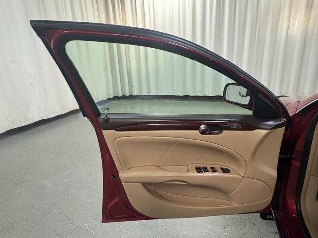 used 2008 Buick Lucerne car, priced at $8,825