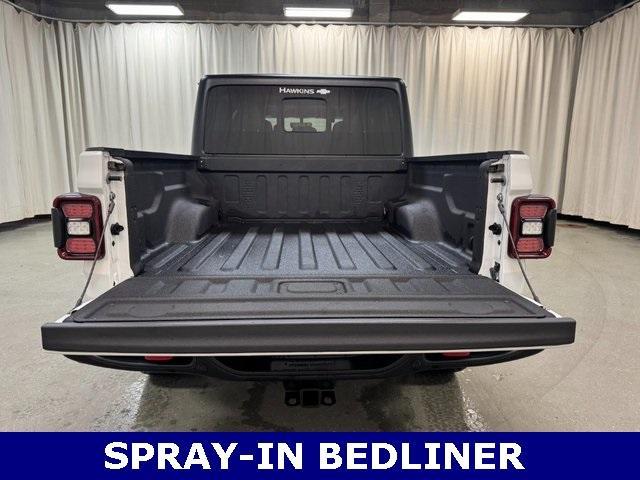 used 2022 Jeep Gladiator car, priced at $35,695
