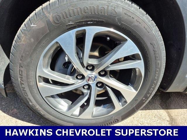 used 2022 Buick Envision car, priced at $29,629