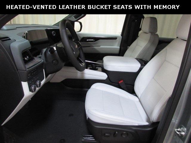 new 2025 Chevrolet Suburban car, priced at $76,820
