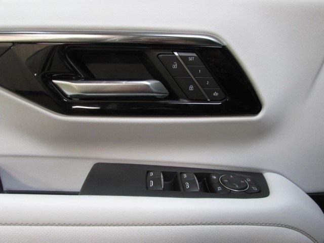new 2025 Chevrolet Suburban car, priced at $76,820