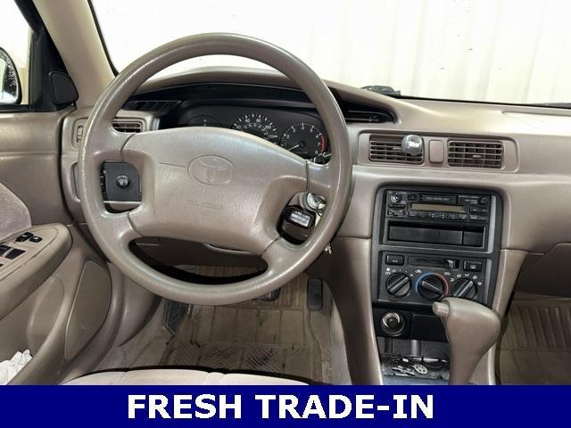 used 1998 Toyota Camry car, priced at $4,325