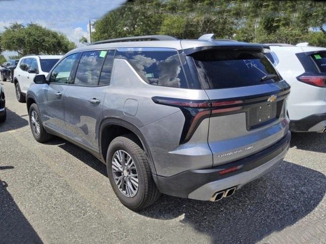 used 2025 Chevrolet Traverse car, priced at $40,490